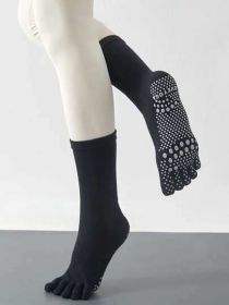 Nonslip Yoga Socks Ideal for Pilates Dance Indoor Sports - Black - one-size